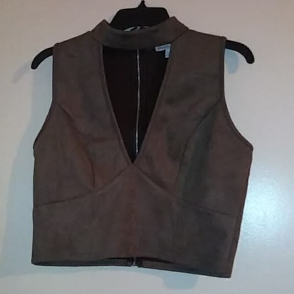 ❤️❤️❤️Charlotte Russe  top with back zipper